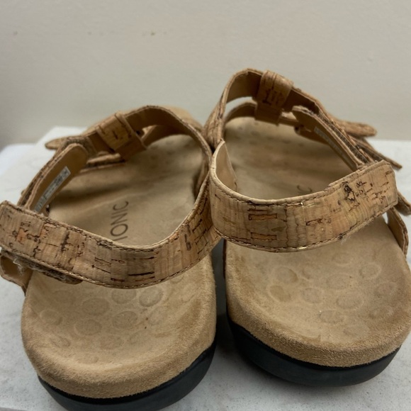 Vionic Amber Cork Sandals Walking Travel Outdoor - Picture 10 of 11